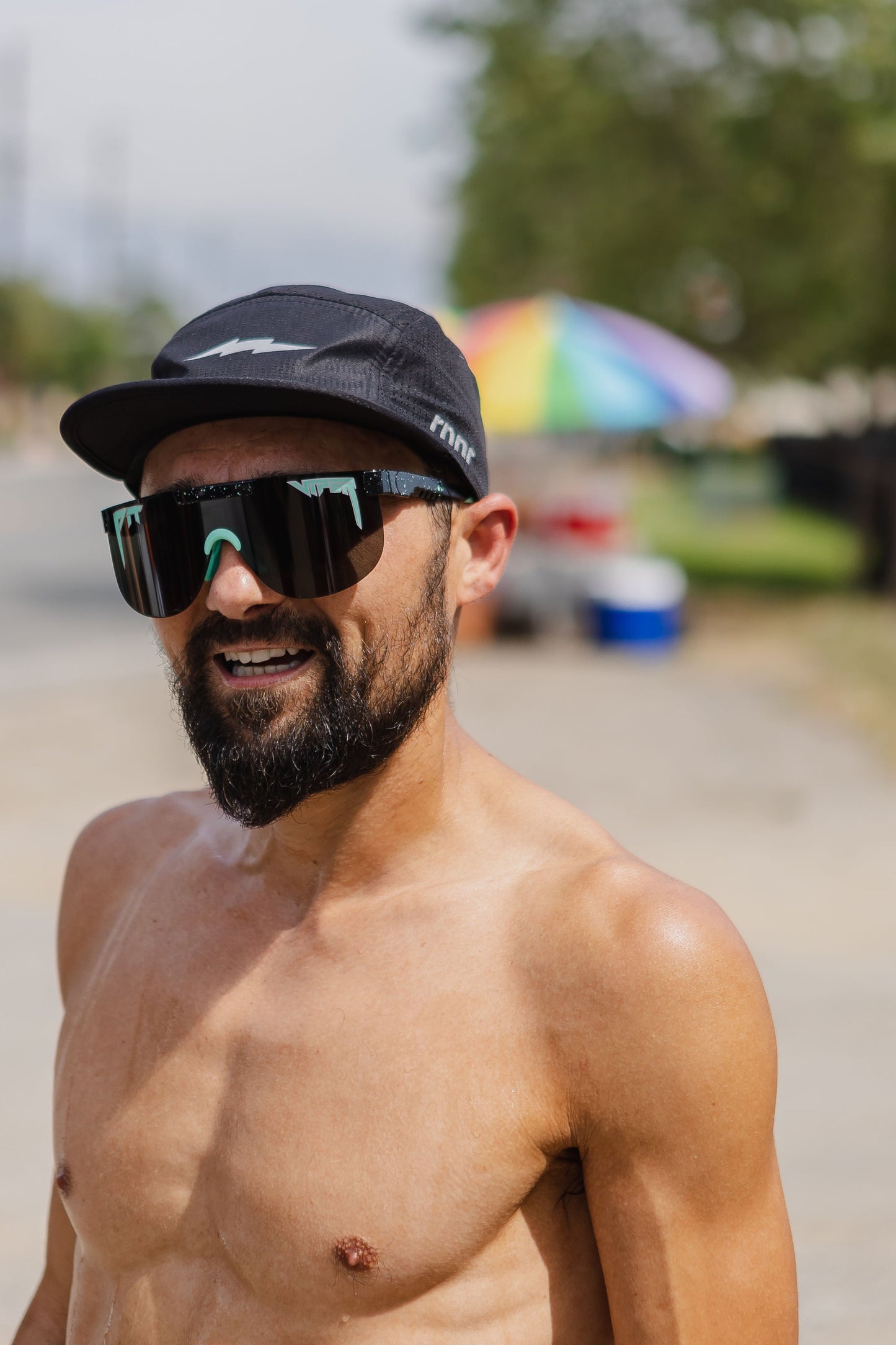 Pacer Hat: Bolt- RNNR - The Track and Field Store