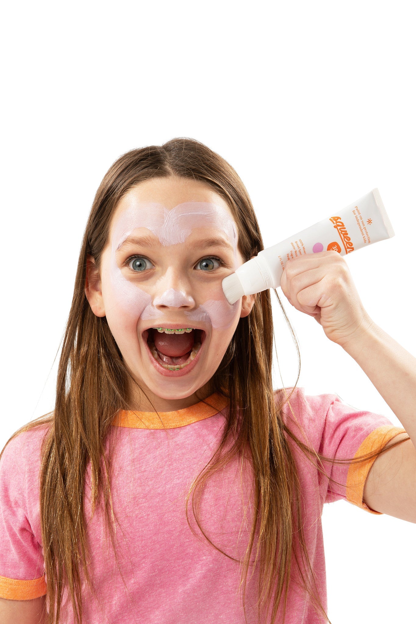 Paint-on sun protection for independent kids - Squeen - The Track and Field Store