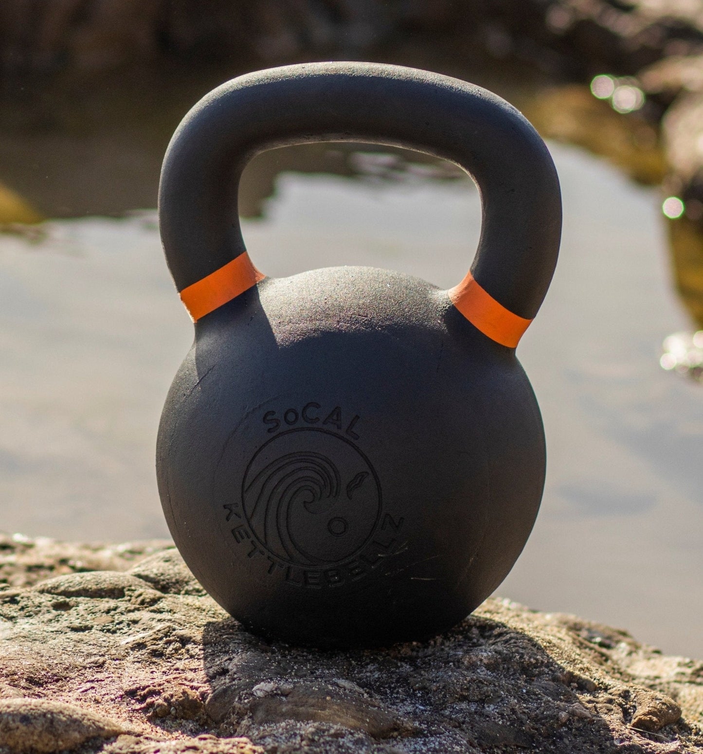 28 kg (62 lb) Powder-Coated Cast-Iron Kettlebell – Black | SoCal Kettlebellz SoCal Kettlebellz