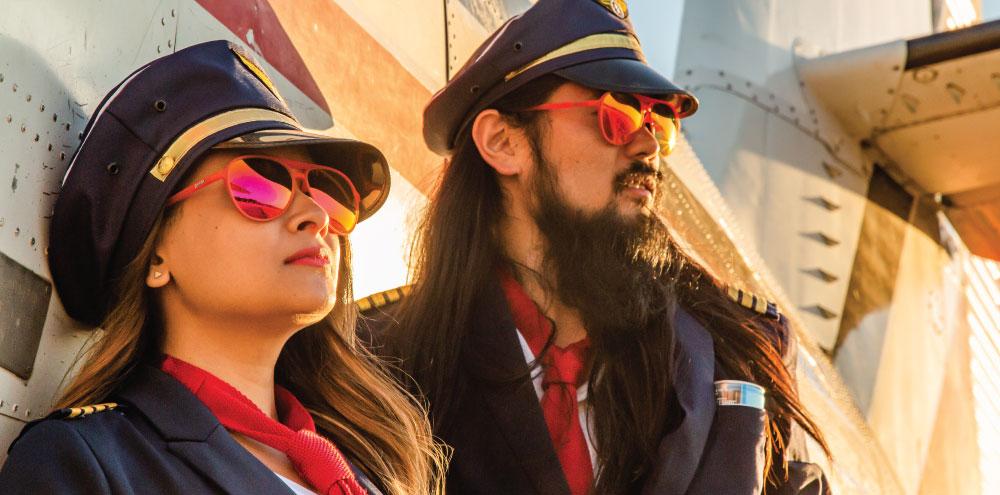 Mach G - CAPTAIN BLUNT'S RED-EYE - goodr - The Track and Field Store