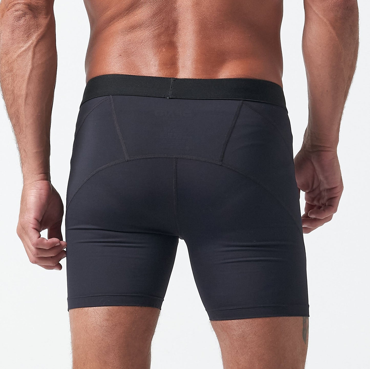 ACTIVE Ax COMPRESSION SHORTS 5" DFND