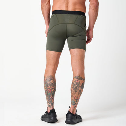 ACTIVE Ax COMPRESSION SHORTS 5" DFND