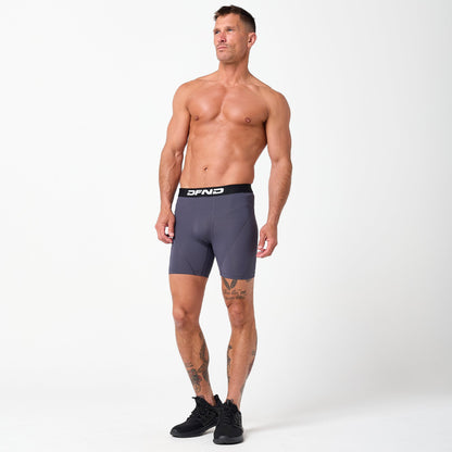 ACTIVE Ax COMPRESSION SHORTS 5" DFND