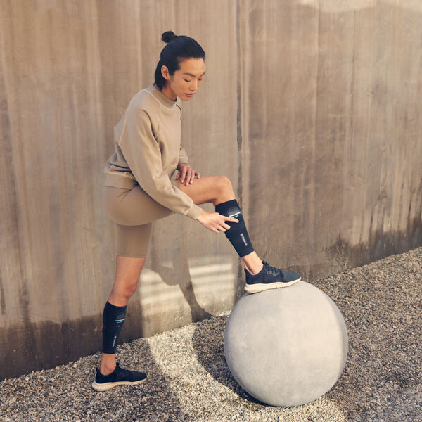 Theragun Recovery Pulse Calf - The Track and Field Store