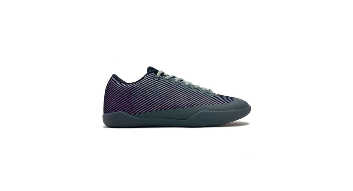 Velaasa Northern Lights: Throwing Shoe