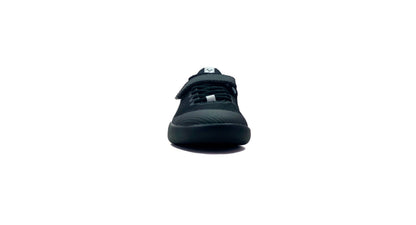 Velaasa Revolution: Throwing Shoe in Black