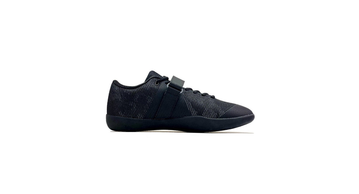 Velaasa Stones: Throwing Shoe in Black