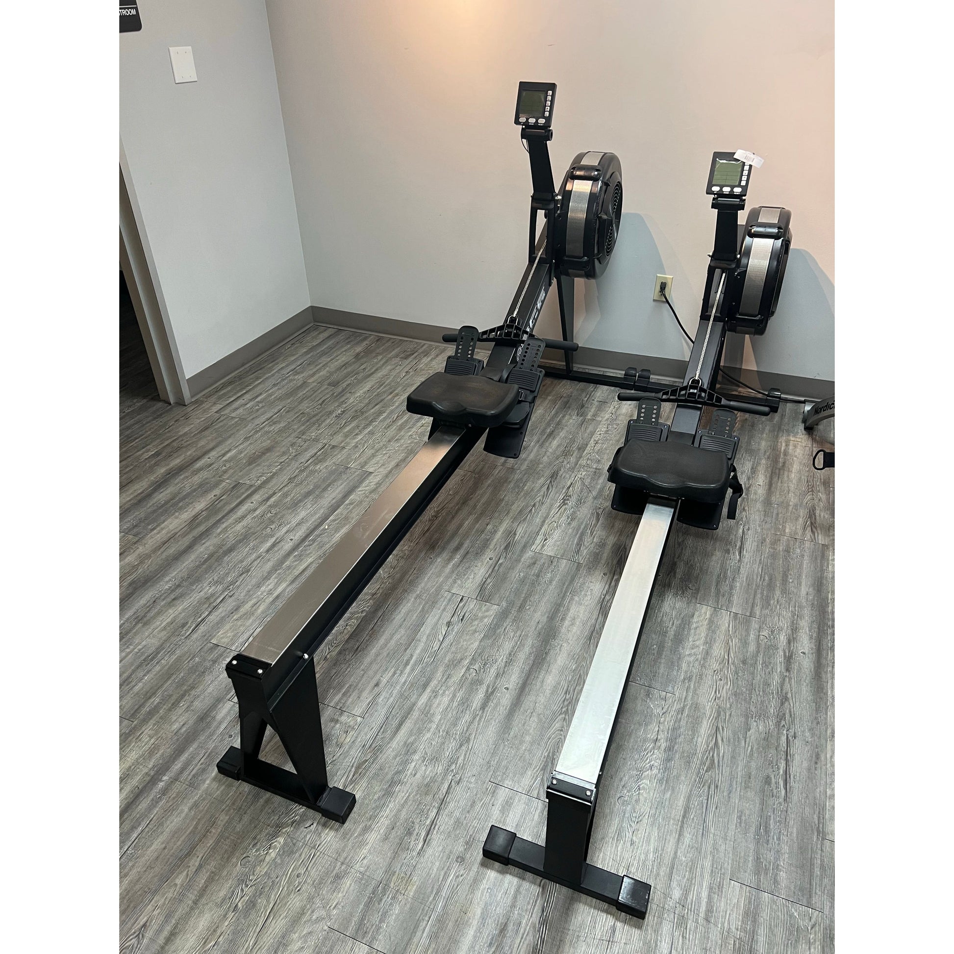 Air Rowing Machine ELITE w/ Monitor - SFE - The Track and Field Store