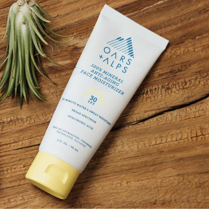 100% Mineral Anti-Aging Face Moisturizer with SPF 30 - Oars + Alps - The Track and Field Store