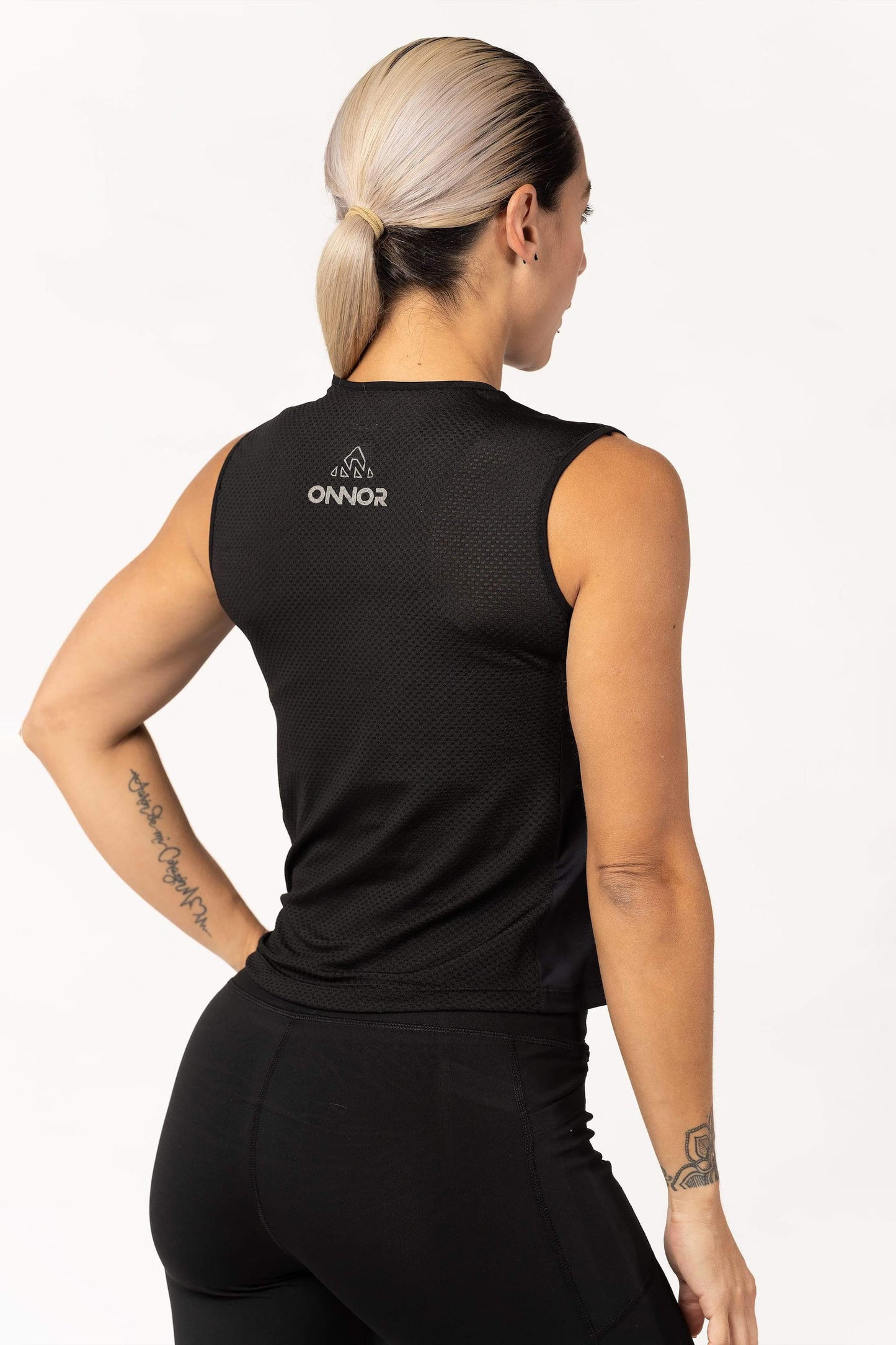 Women's Black Pro Running Base Layer - ONNOR